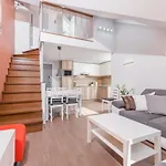 Cheerful Air Conditioned With Mezzanine And Parking - Old Town *