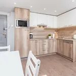 Cheerful Air Conditioned With Mezzanine And Parking - Old Town 아파트