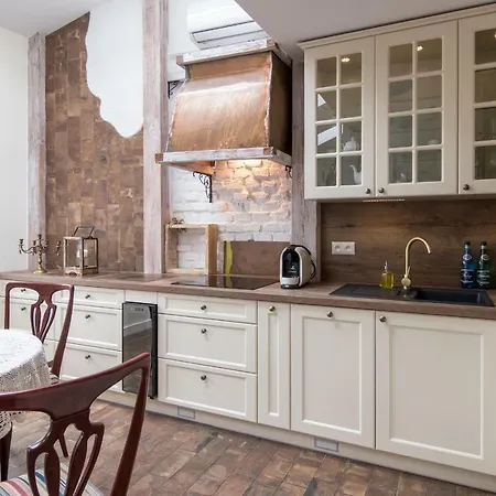 Cheerful Air Conditioned With Mezzanine And Parking - Old Town * Krakow