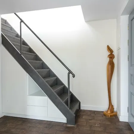 アパート Cheerful Air Conditioned With Mezzanine And Parking - Old Town